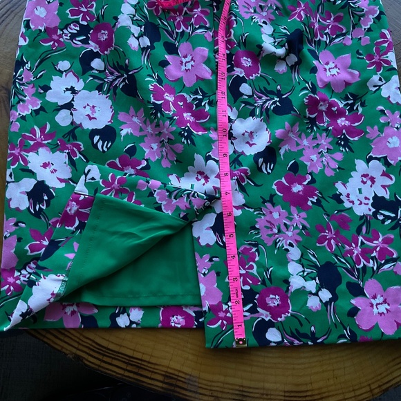 Gorgeous J. Crew Factory Floral Skirt Brilliant Multicolored - Picture 7 of 7
